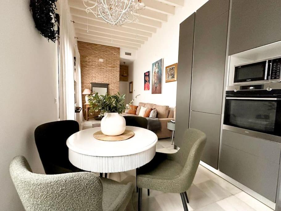 Atico Duplex Triana , Sevilla Esterno foto